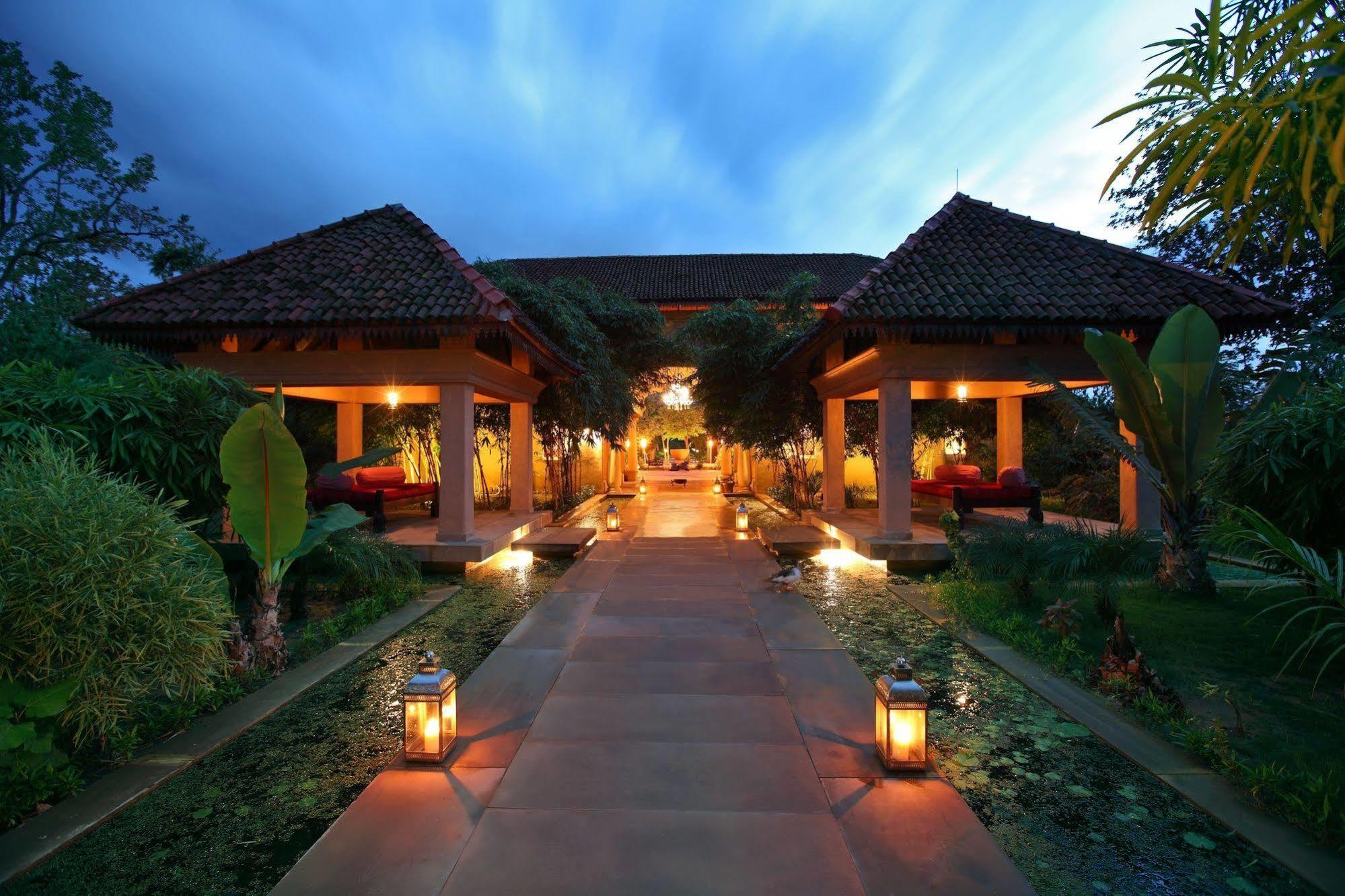 Hotel Tuli Tiger Corridor à Kurha Extérieur photo